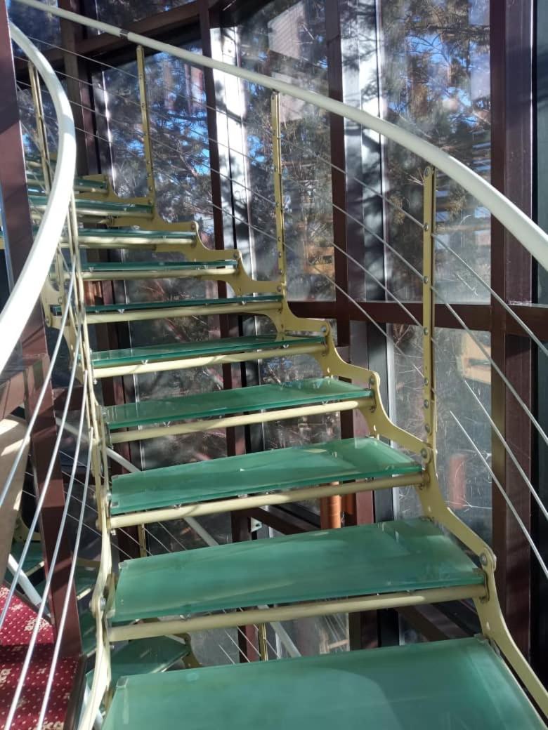 Aska Hotel Naryn Eksteriør billede