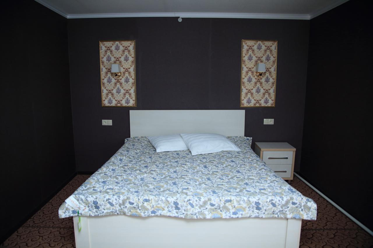 Aska Hotel Naryn Eksteriør billede