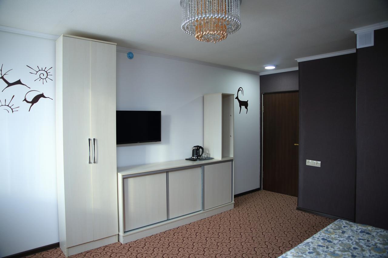Aska Hotel Naryn Eksteriør billede